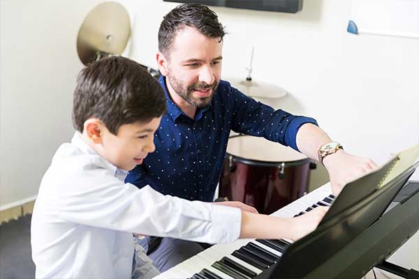 Learn Your Style With A Piano Teacher Las Vegas