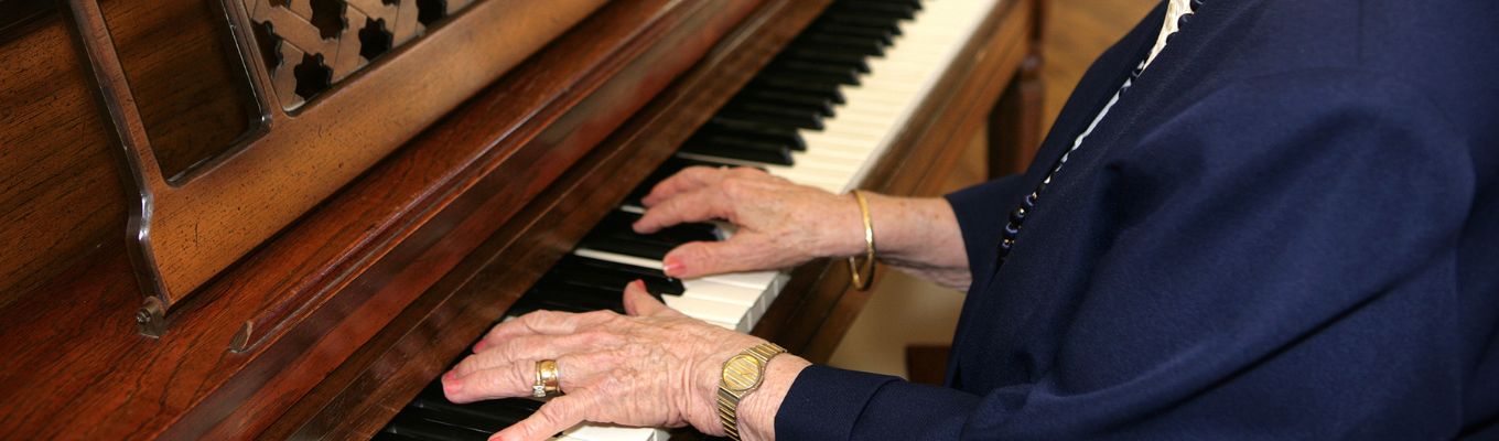 Can Adults Learn To Play Piano