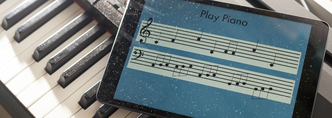 Choosing Between Online vs In-Person Singing Lessons